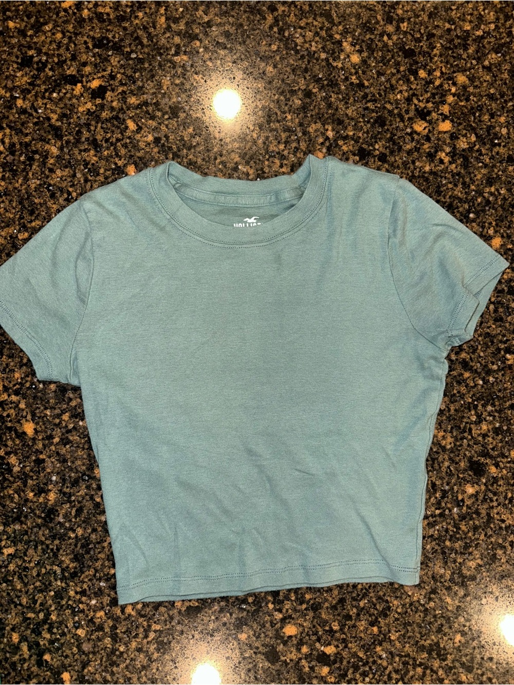Hollister green Cropped Crew baby doll Tee